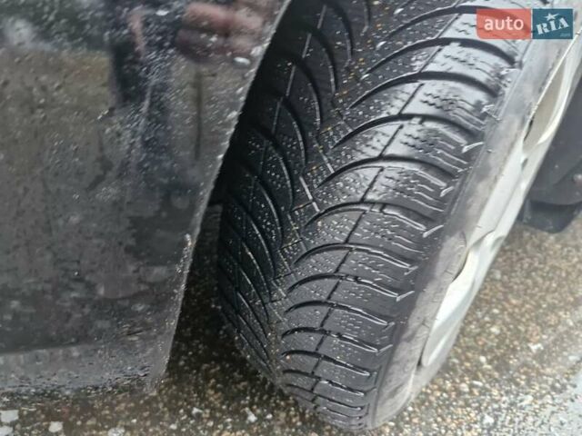 Черный Киа Черато, объемом двигателя 1.6 л и пробегом 280 тыс. км за 4300 $, фото 10 на Automoto.ua