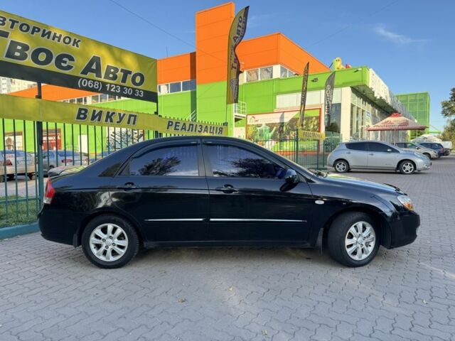 Киа Черато 2007 в Кривом Роге на Automoto.ua Черный Киа Черато, объемом двигателя 1.6 л и пробегом 174 тыс. км за 4550 $, фото 6 на Automoto.ua