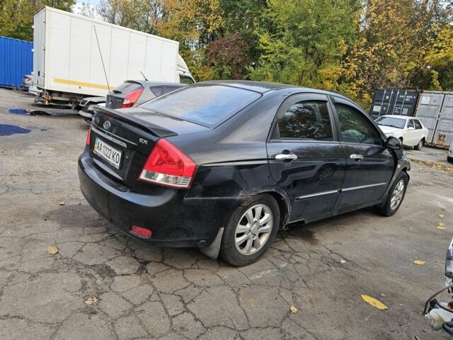 Чорний Кіа Черато, об'ємом двигуна 1.6 л та пробігом 200 тис. км за 1350 $, фото 8 на Automoto.ua
