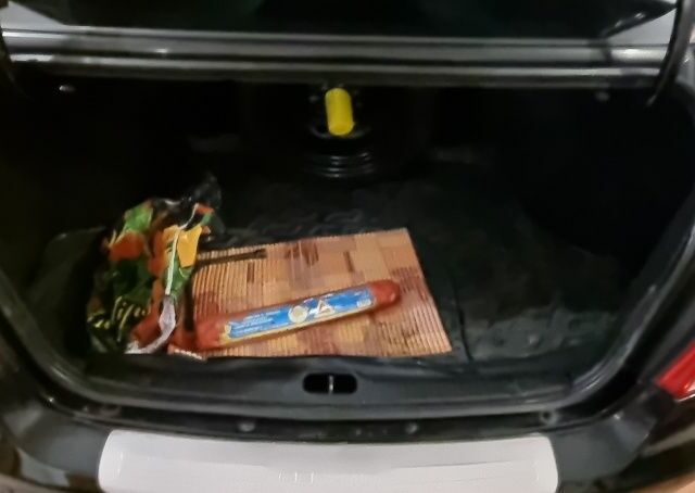 Черный Киа Черато, объемом двигателя 1 л и пробегом 193 тыс. км за 4600 $, фото 9 на Automoto.ua