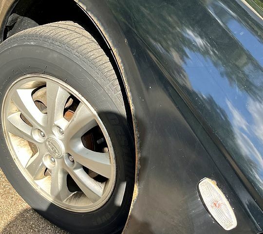 Черный Киа Черато, объемом двигателя 2 л и пробегом 163 тыс. км за 3000 $, фото 4 на Automoto.ua