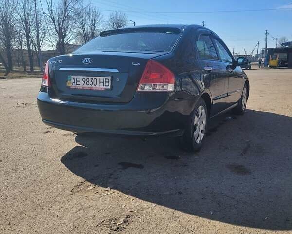 Чорний Кіа Черато, об'ємом двигуна 1.59 л та пробігом 85 тис. км за 5000 $, фото 2 на Automoto.ua