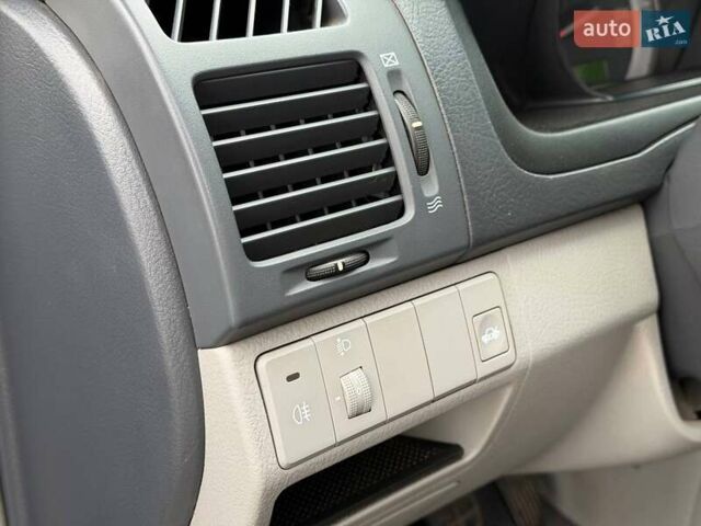 Чорний Кіа Черато, об'ємом двигуна 1.6 л та пробігом 224 тис. км за 4900 $, фото 35 на Automoto.ua