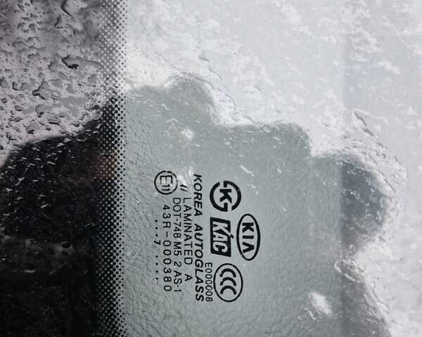 Черный Киа Черато, объемом двигателя 1.6 л и пробегом 280 тыс. км за 4300 $, фото 6 на Automoto.ua