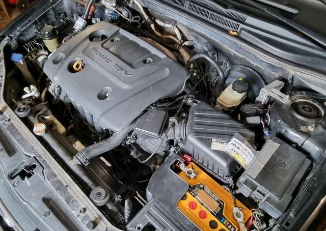 Черный Киа Черато, объемом двигателя 1 л и пробегом 193 тыс. км за 4600 $, фото 6 на Automoto.ua