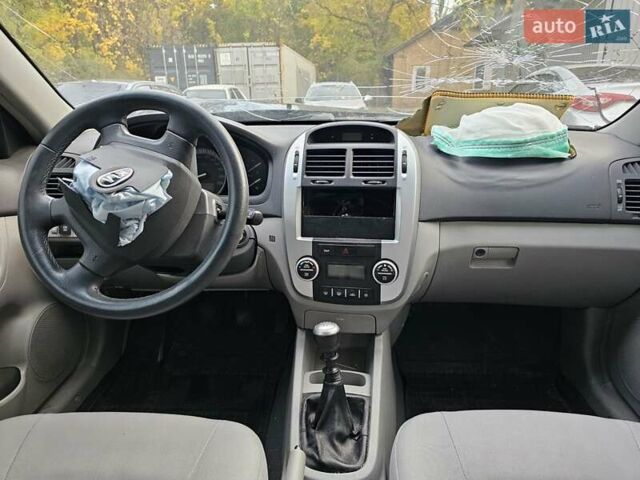 Киа Черато 2007 в Киеве на Automoto.ua Черный Киа Черато, объемом двигателя 1.59 л и пробегом 200 тыс. км за 1150 $, фото 9 на Automoto.ua