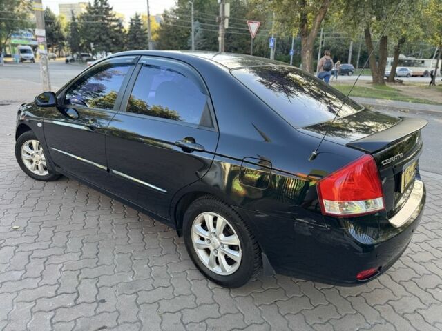 Киа Черато 2007 в Кривом Роге на Automoto.ua Черный Киа Черато, объемом двигателя 1.6 л и пробегом 174 тыс. км за 4550 $, фото 4 на Automoto.ua