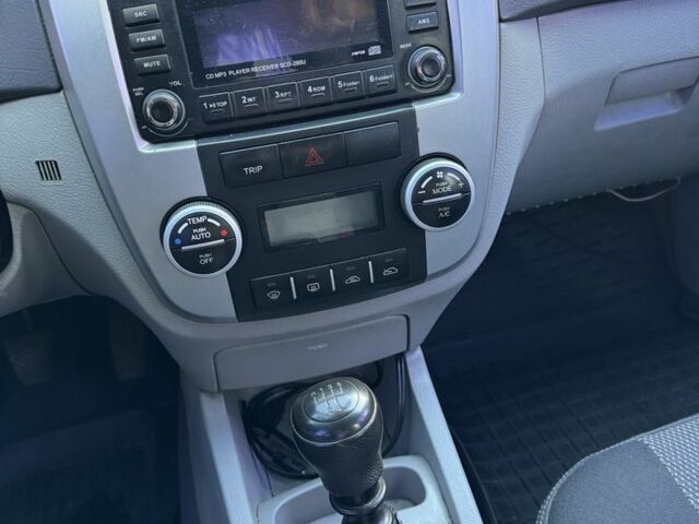 Киа Черато 2007 в Кривом Роге на Automoto.ua Черный Киа Черато, объемом двигателя 1.6 л и пробегом 174 тыс. км за 4550 $, фото 14 на Automoto.ua