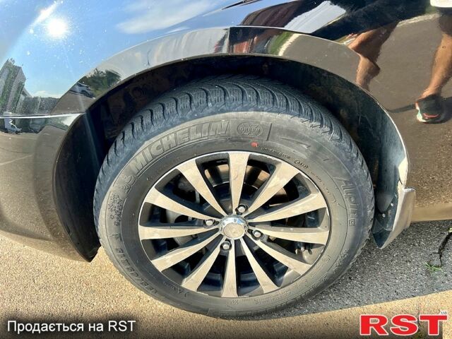 Черный Киа Черато, объемом двигателя 1.6 л и пробегом 187 тыс. км за 4999 $, фото 7 на Automoto.ua