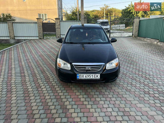 Черный Киа Черато, объемом двигателя 1.6 л и пробегом 207 тыс. км за 3600 $, фото 1 на Automoto.ua