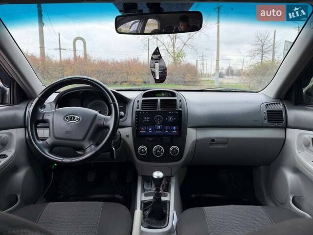 Чорний Кіа Черато, об'ємом двигуна 1.6 л та пробігом 224 тис. км за 4900 $, фото 39 на Automoto.ua