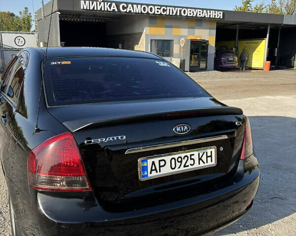 Черный Киа Черато, объемом двигателя 1.59 л и пробегом 314 тыс. км за 5000 $, фото 3 на Automoto.ua