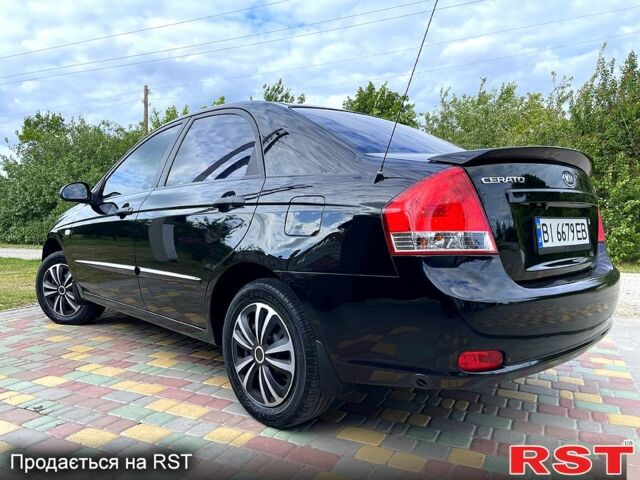 Черный Киа Черато, объемом двигателя 1.6 л и пробегом 190 тыс. км за 4350 $, фото 3 на Automoto.ua
