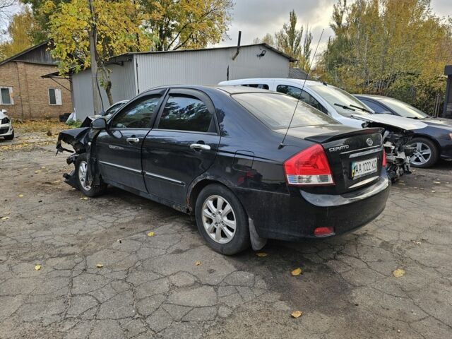 Чорний Кіа Черато, об'ємом двигуна 1.6 л та пробігом 200 тис. км за 1350 $, фото 7 на Automoto.ua