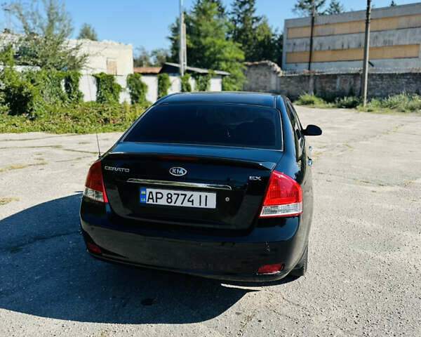 Черный Киа Черато, объемом двигателя 1.6 л и пробегом 267 тыс. км за 4699 $, фото 7 на Automoto.ua