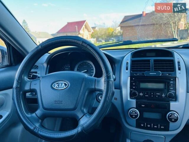 Киа Черато 2007 в Черновцах на Automoto.ua Черный Киа Черато, объемом двигателя 1.6 л и пробегом 210 тыс. км за 3950 $, фото 46 на Automoto.ua