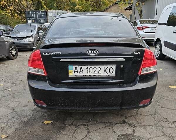Чорний Кіа Черато, об'ємом двигуна 1.59 л та пробігом 200 тис. км за 1350 $, фото 8 на Automoto.ua