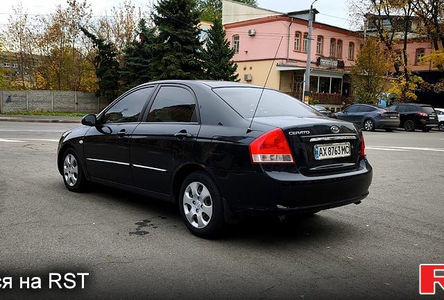 Черный Киа Черато, объемом двигателя 1.6 л и пробегом 204 тыс. км за 3700 $, фото 3 на Automoto.ua