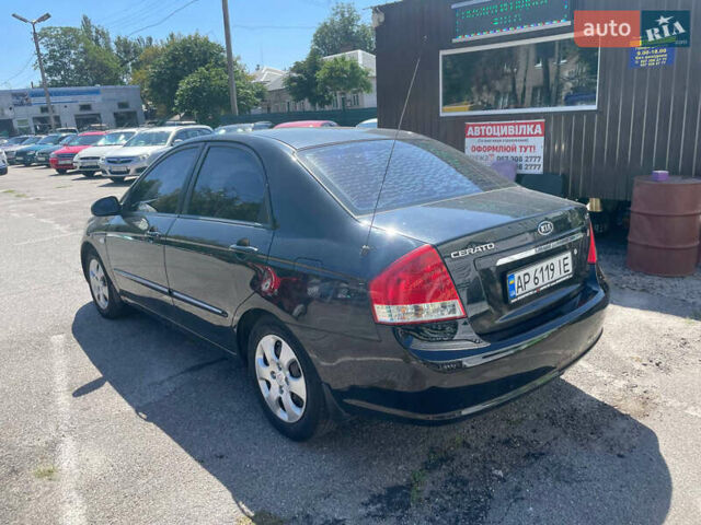 Черный Киа Черато, объемом двигателя 1.59 л и пробегом 210 тыс. км за 4100 $, фото 5 на Automoto.ua