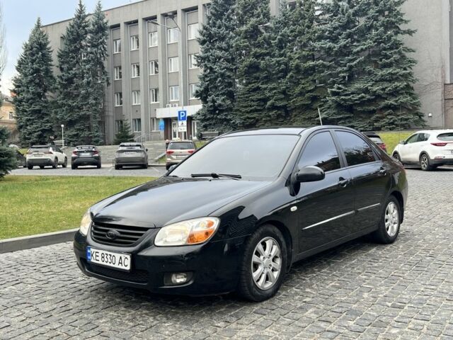 Чорний Кіа Черато, об'ємом двигуна 1.6 л та пробігом 300 тис. км за 4700 $, фото 1 на Automoto.ua
