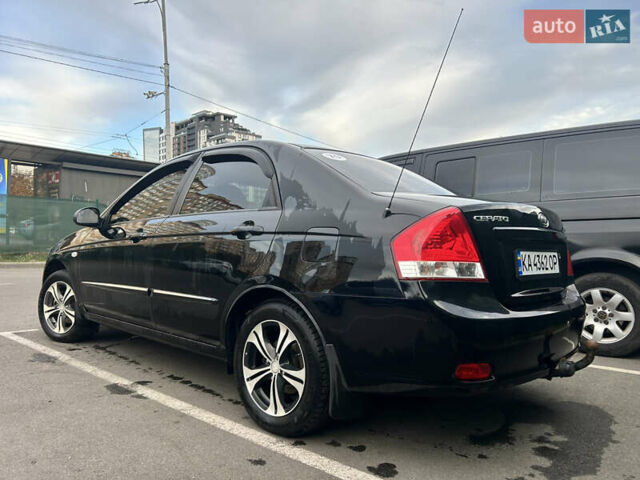 Черный Киа Черато, объемом двигателя 1.58 л и пробегом 350 тыс. км за 4500 $, фото 9 на Automoto.ua