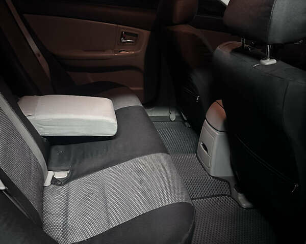 Киа Черато 2008 в Киеве на Automoto.ua Черный Киа Черато, объемом двигателя 2 л и пробегом 220 тыс. км за 3300 $, фото 9 на Automoto.ua