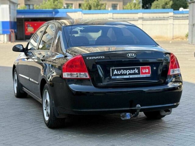 Черный Киа Черато, объемом двигателя 1.6 л и пробегом 239 тыс. км за 5140 $, фото 4 на Automoto.ua