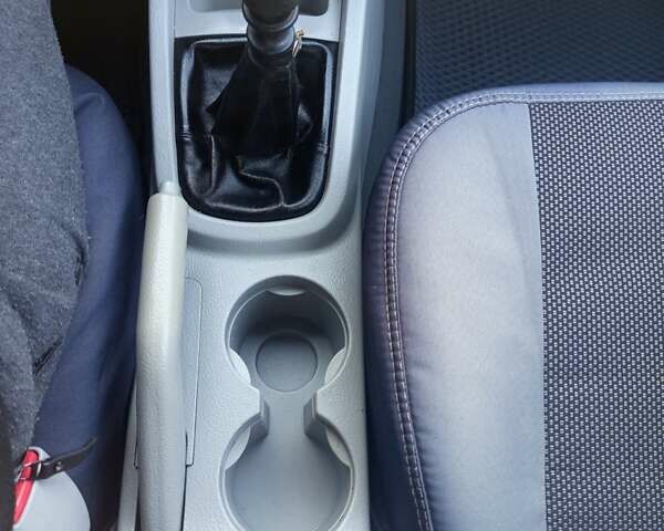 Чорний Кіа Черато, об'ємом двигуна 1.6 л та пробігом 232 тис. км за 4250 $, фото 25 на Automoto.ua