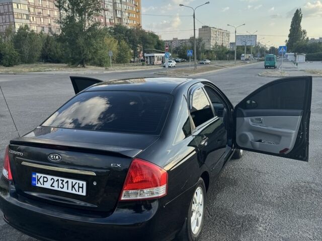 Черный Киа Черато, объемом двигателя 1.6 л и пробегом 156 тыс. км за 5500 $, фото 1 на Automoto.ua