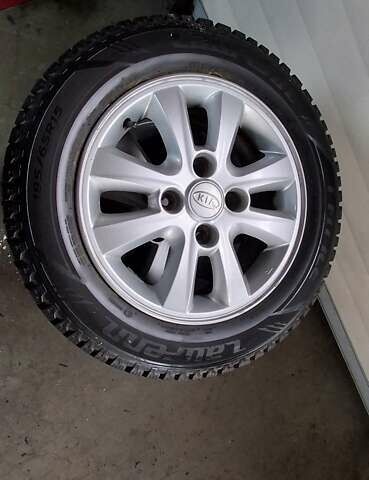 Кіа Черато 2008 у Кременчуге на Automoto.ua Чорний Кіа Черато, об'ємом двигуна 2 л та пробігом 193 тис. км за 5300 $, фото 17 на Automoto.ua