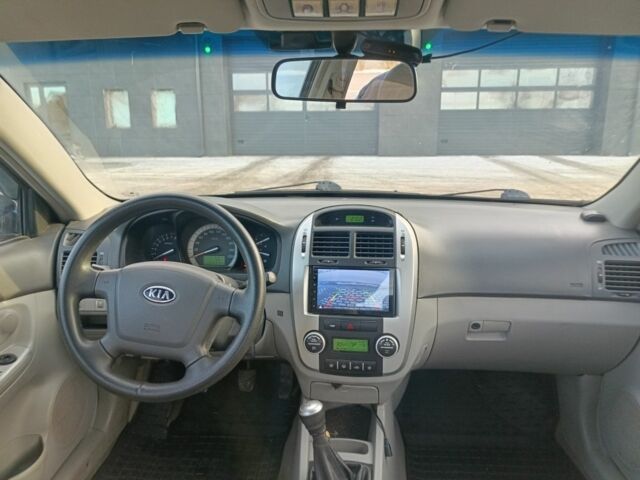 Чорний Кіа Черато, об'ємом двигуна 0 л та пробігом 220 тис. км за 4200 $, фото 5 на Automoto.ua