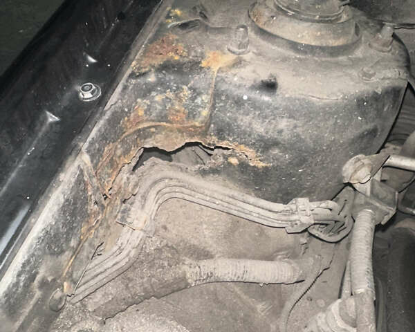 Черный Киа Черато, объемом двигателя 2 л и пробегом 220 тыс. км за 3400 $, фото 13 на Automoto.ua