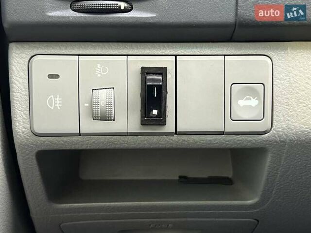 Чорний Кіа Черато, об'ємом двигуна 1.59 л та пробігом 75 тис. км за 6690 $, фото 22 на Automoto.ua