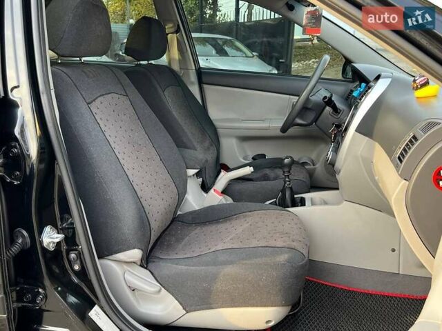 Чорний Кіа Черато, об'ємом двигуна 1.59 л та пробігом 76 тис. км за 5690 $, фото 11 на Automoto.ua