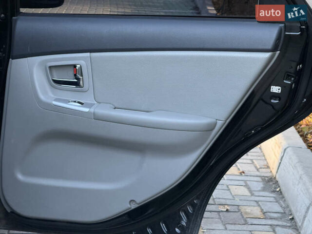 Черный Киа Черато, объемом двигателя 1.98 л и пробегом 180 тыс. км за 5750 $, фото 21 на Automoto.ua