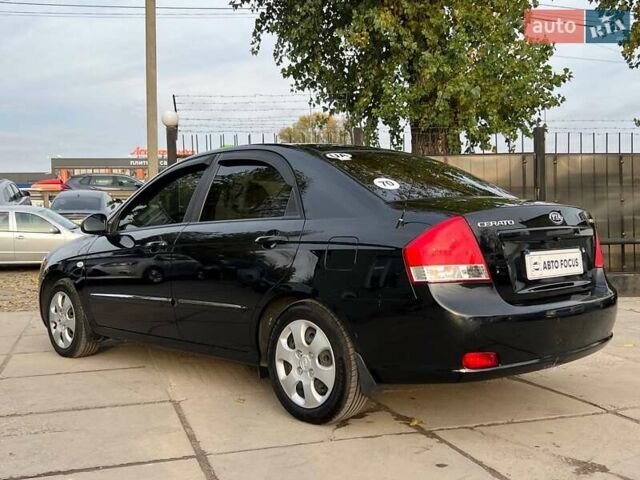 Чорний Кіа Черато, об'ємом двигуна 1.59 л та пробігом 76 тис. км за 5690 $, фото 4 на Automoto.ua