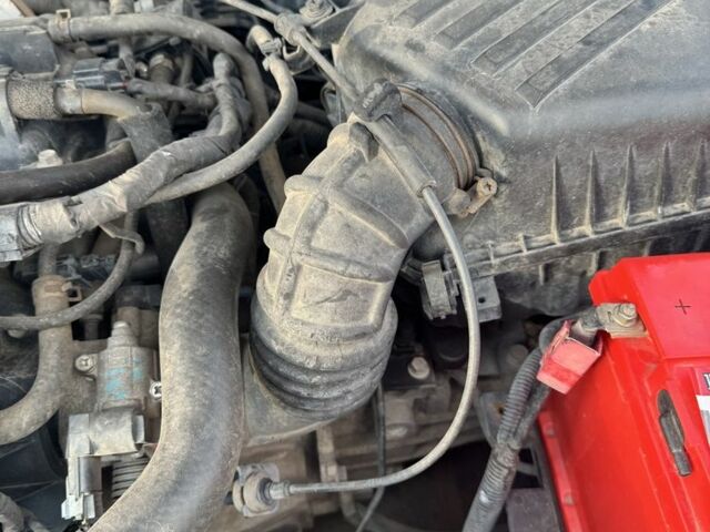 Черный Киа Черато, объемом двигателя 1.6 л и пробегом 156 тыс. км за 5500 $, фото 11 на Automoto.ua