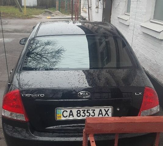 Черный Киа Черато, объемом двигателя 0 л и пробегом 574 тыс. км за 3300 $, фото 2 на Automoto.ua
