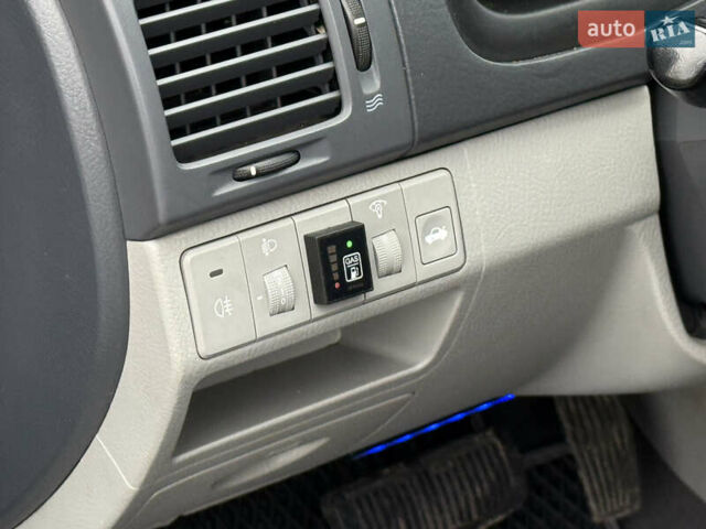 Черный Киа Черато, объемом двигателя 1.98 л и пробегом 180 тыс. км за 5500 $, фото 31 на Automoto.ua