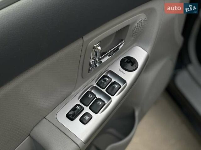 Черный Киа Черато, объемом двигателя 2 л и пробегом 173 тыс. км за 4800 $, фото 13 на Automoto.ua