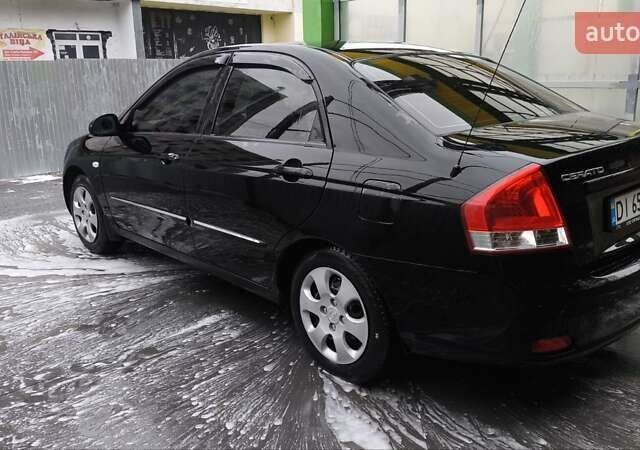 Черный Киа Черато, объемом двигателя 1.6 л и пробегом 192 тыс. км за 4250 $, фото 4 на Automoto.ua