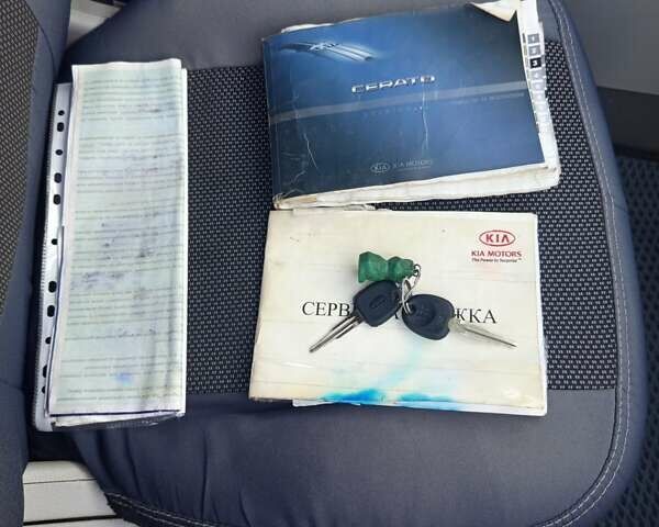Чорний Кіа Черато, об'ємом двигуна 1.6 л та пробігом 232 тис. км за 4250 $, фото 27 на Automoto.ua