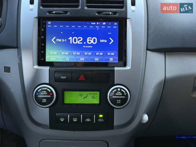 Черный Киа Черато, объемом двигателя 1.98 л и пробегом 180 тыс. км за 5750 $, фото 24 на Automoto.ua