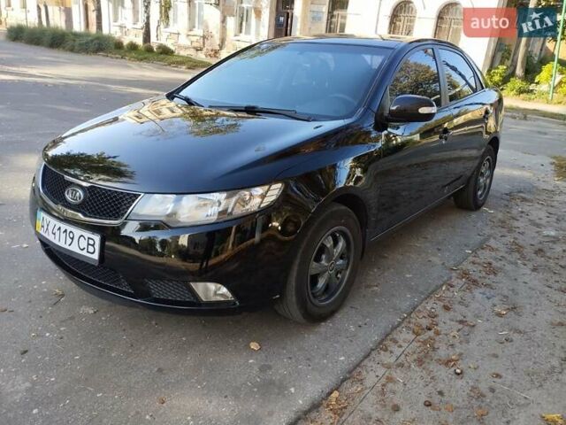 Черный Киа Черато, объемом двигателя 1.59 л и пробегом 180 тыс. км за 7499 $, фото 6 на Automoto.ua