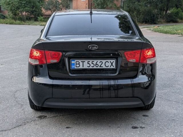 Чорний Кіа Черато, об'ємом двигуна 1.6 л та пробігом 179 тис. км за 6800 $, фото 6 на Automoto.ua