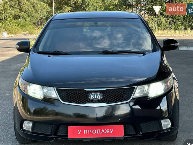 Киа Черато 2009 в Днепре (Днепропетровске) на Automoto.ua Черный Киа Черато, объемом двигателя 2 л и пробегом 162 тыс. км за 5700 $, фото 4 на Automoto.ua