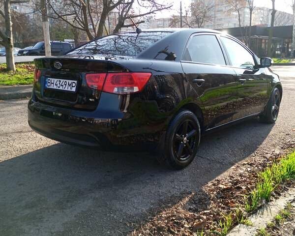 Черный Киа Черато, объемом двигателя 1.6 л и пробегом 173 тыс. км за 6500 $, фото 2 на Automoto.ua