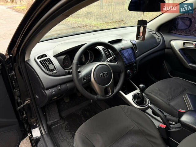 Черный Киа Черато, объемом двигателя 1.59 л и пробегом 183 тыс. км за 6800 $, фото 6 на Automoto.ua