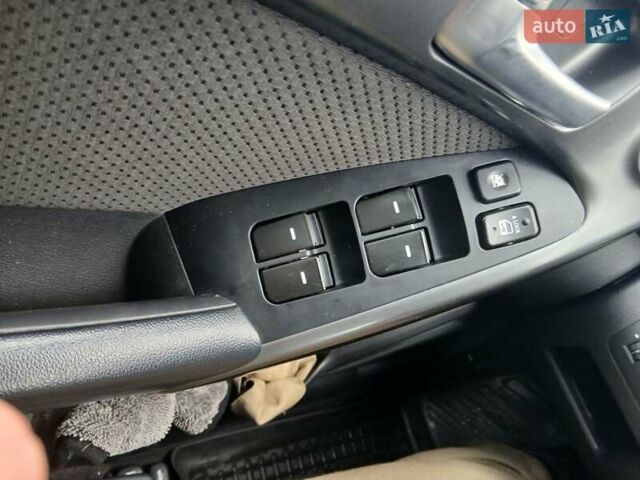 Черный Киа Черато, объемом двигателя 1.6 л и пробегом 253 тыс. км за 5300 $, фото 27 на Automoto.ua