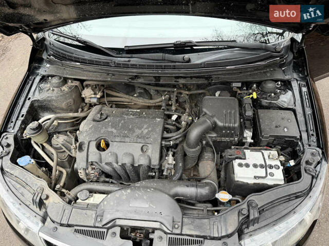 Черный Киа Черато, объемом двигателя 1.59 л и пробегом 183 тыс. км за 6800 $, фото 8 на Automoto.ua